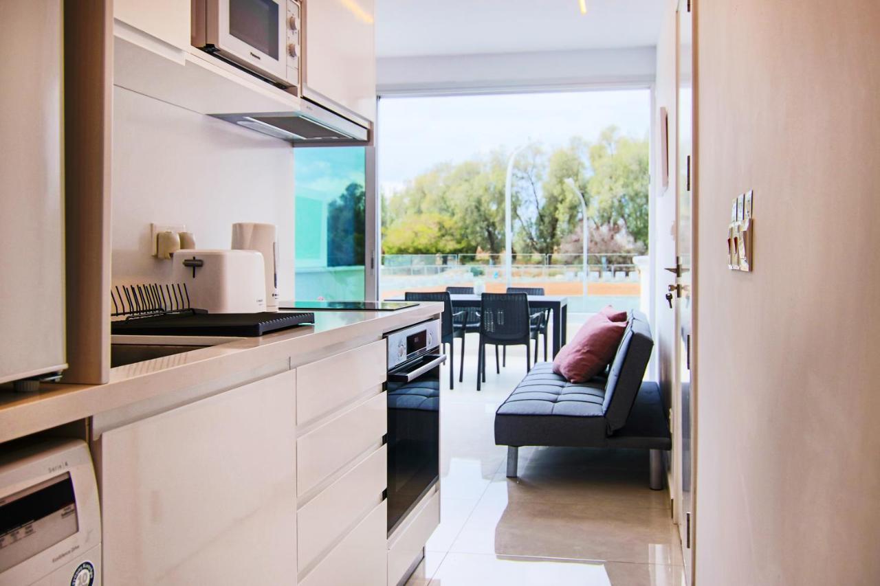 Phaedrus Living - Seaside Luxury Flat Harbour 104 Paphos Exterior foto