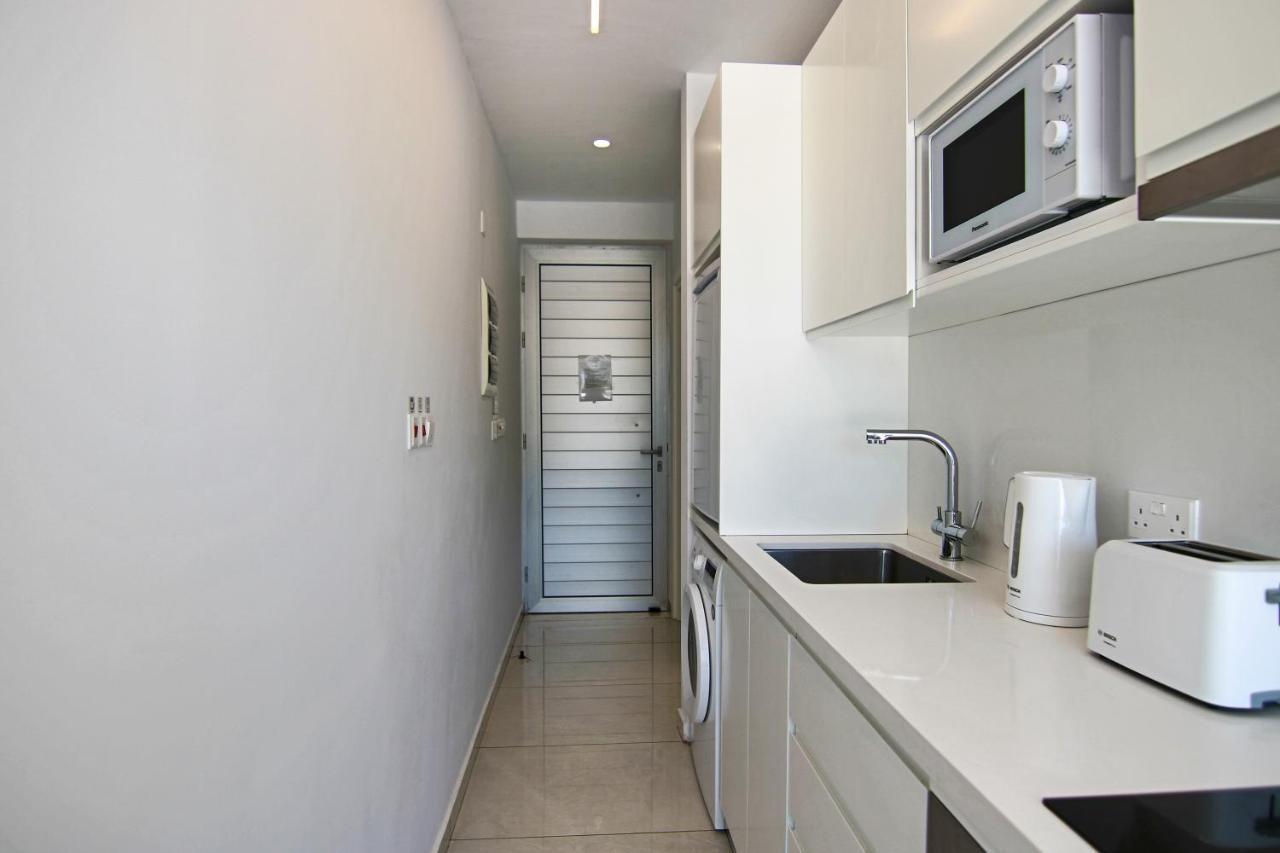 Phaedrus Living - Seaside Luxury Flat Harbour 104 Paphos Exterior foto